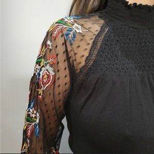 Ban Jara black top EUC